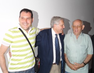 Con Carlos Jiménez Villarejo (en el centro) y Virgilio Peña. 