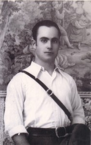 49.El escribiente del Ayuntamiento Francisco Hidalgo Luque, capitán del Ejército republicano. Preso en Alicante, Montilla y en el campamento penitenciario de Belchite (Zaragoza).